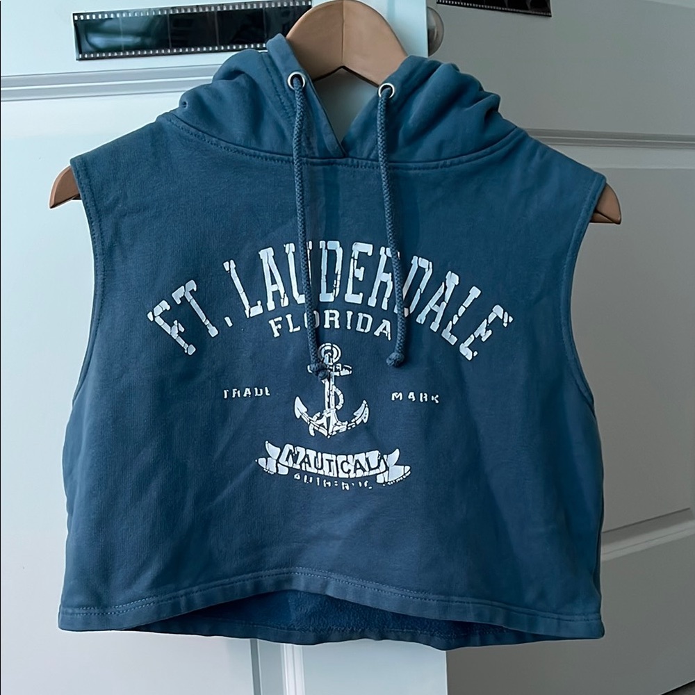 Blue Sleeveless Cropped Hoodie with Nautical Print